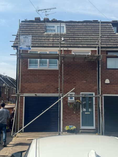Roofers Near Romiley